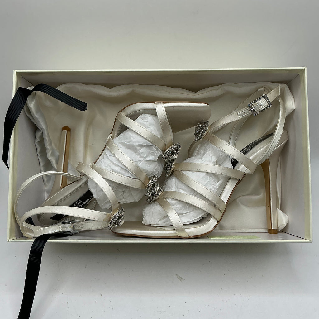 Ivory Satin Wedding Shoes, with Crystal embellishments, Wedding, Bridesmaid
