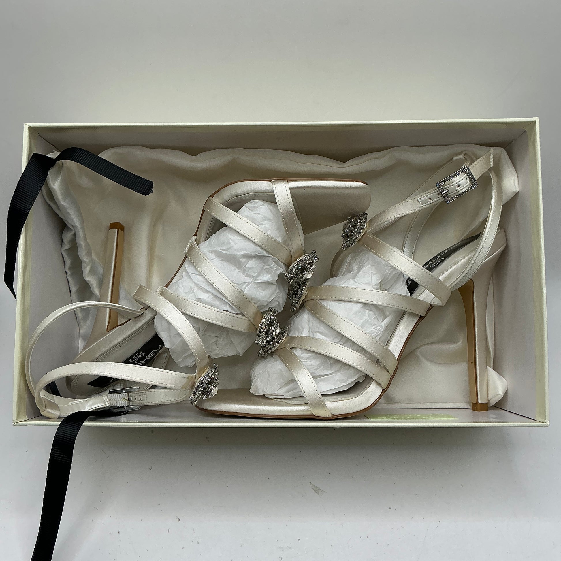 Ivory Satin Wedding Shoes, with Crystal embellishments, Wedding, Bridesmaid