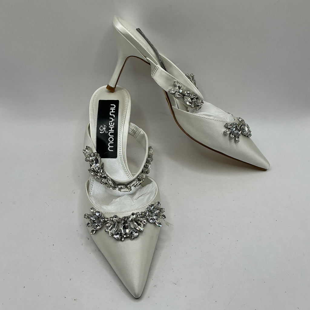 Ivory satin embellished Bridal shoes, Wedding, Bridesmaid