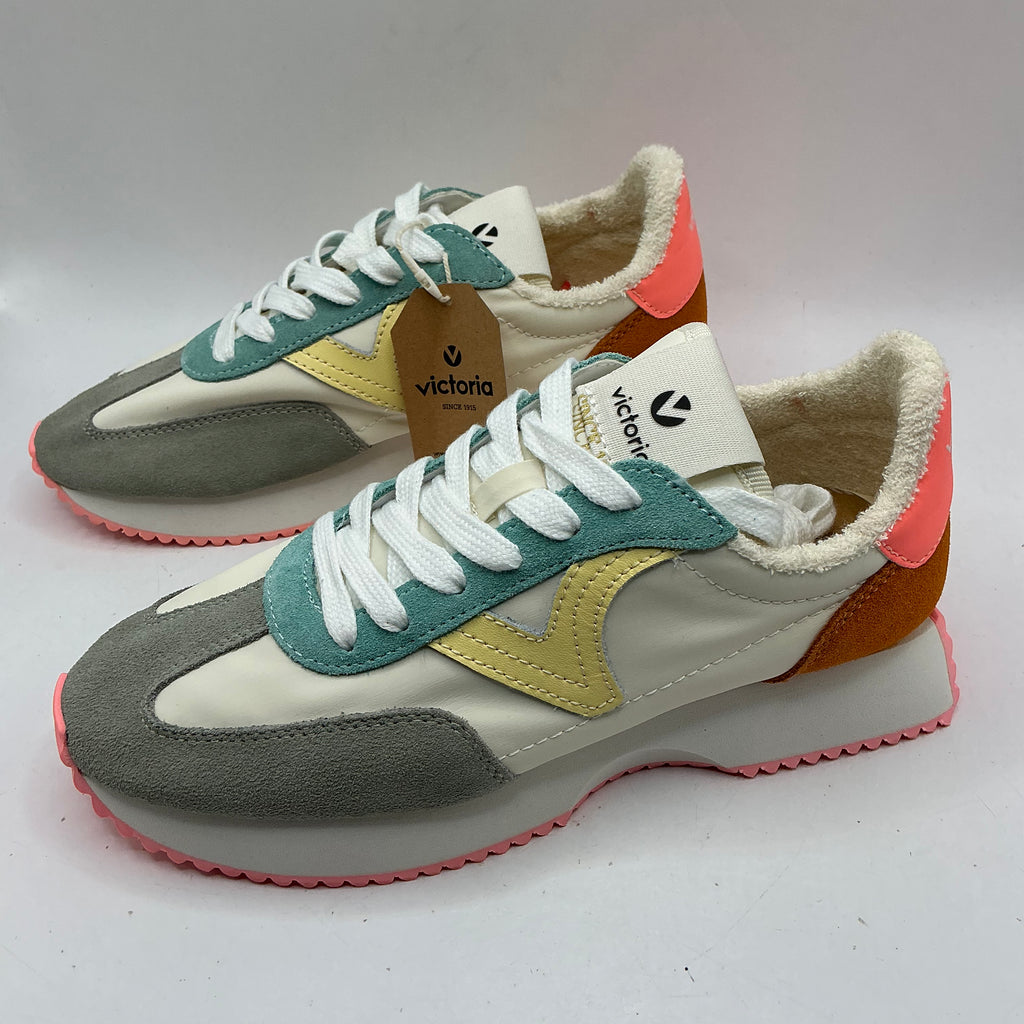 Victoria trainers
