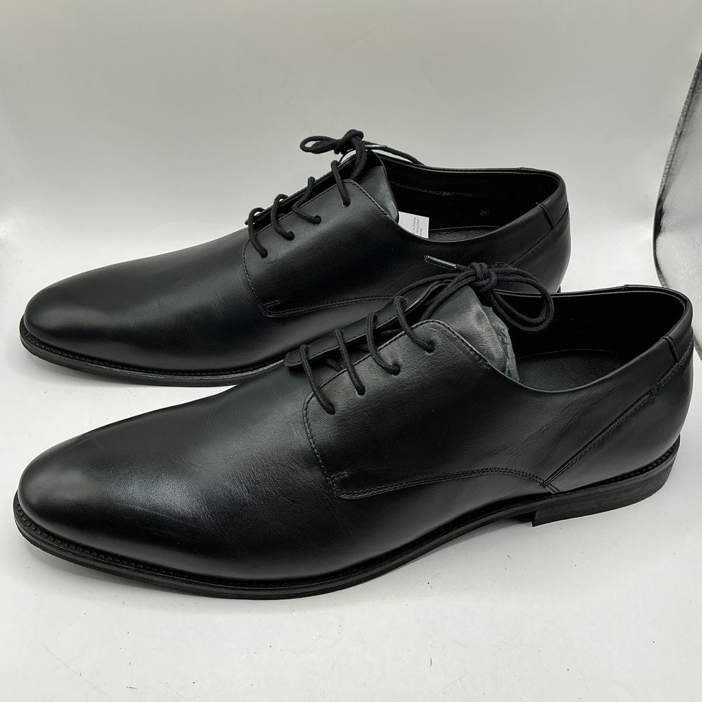 Pier One black leather Derby shoes