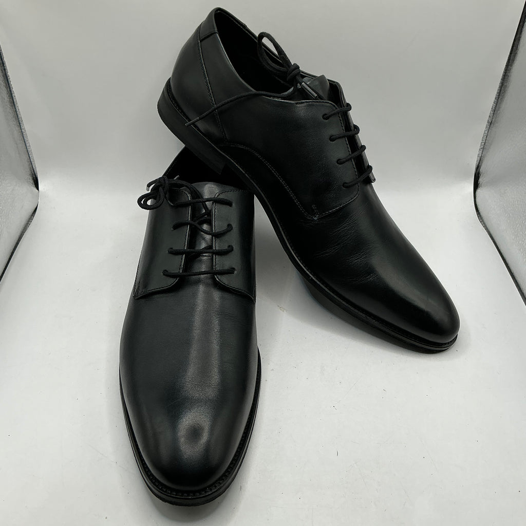 Pier One black leather Derby shoes