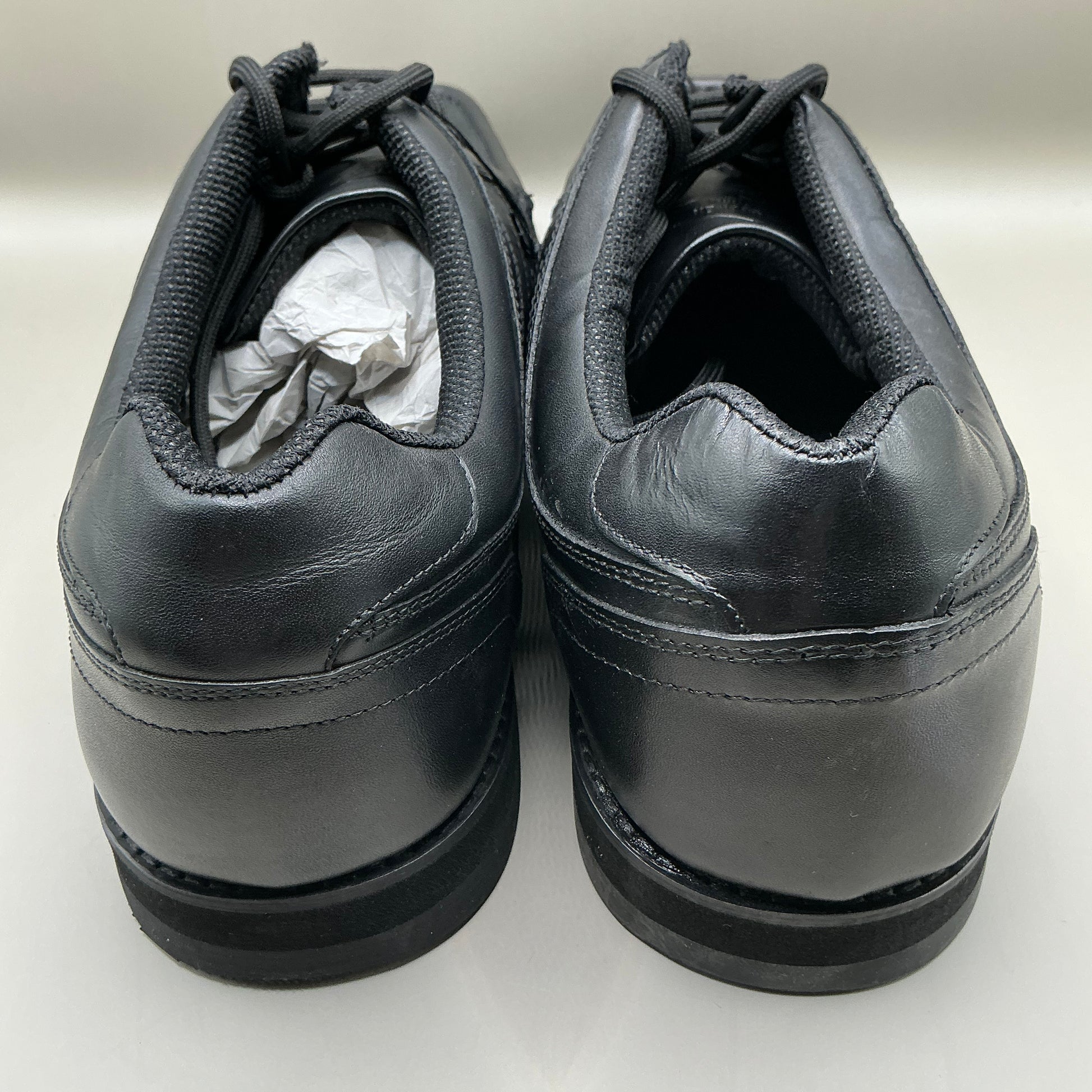 Lee Cooper black leather shoes