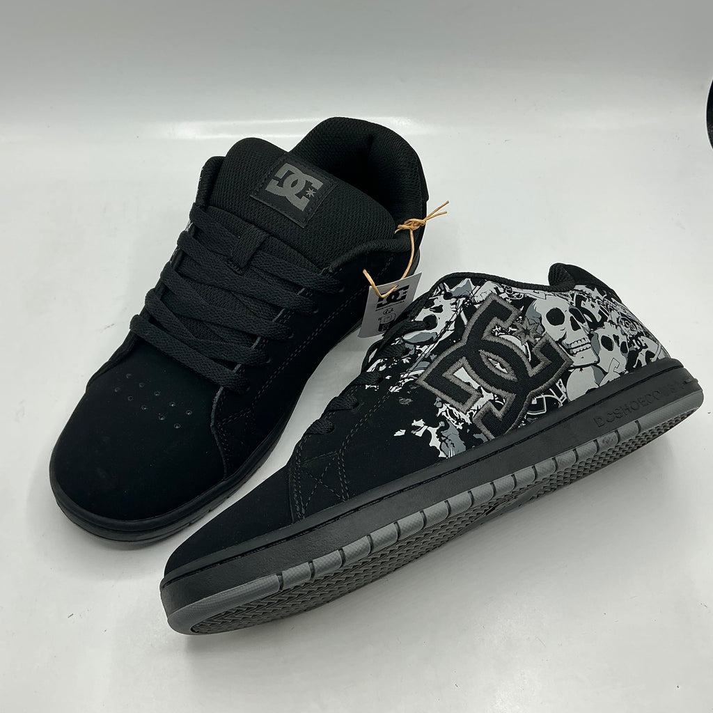 DC Caveler low skate shoes