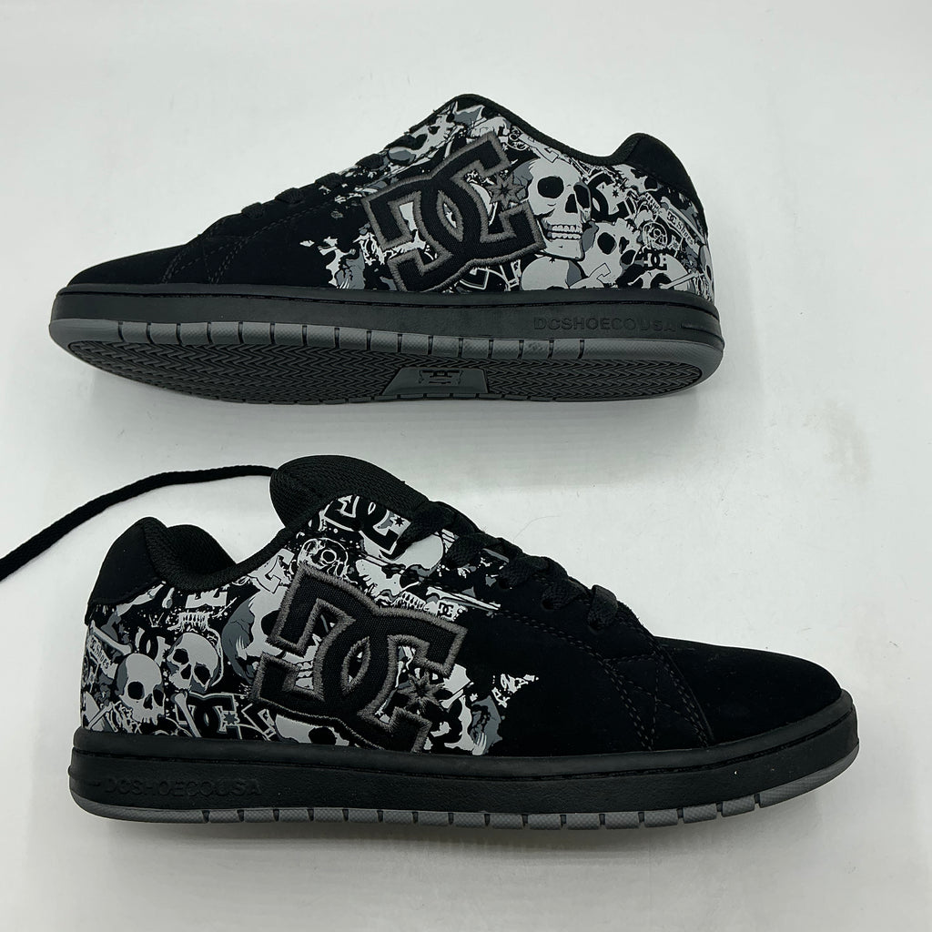 DC Caveler low skate shoes