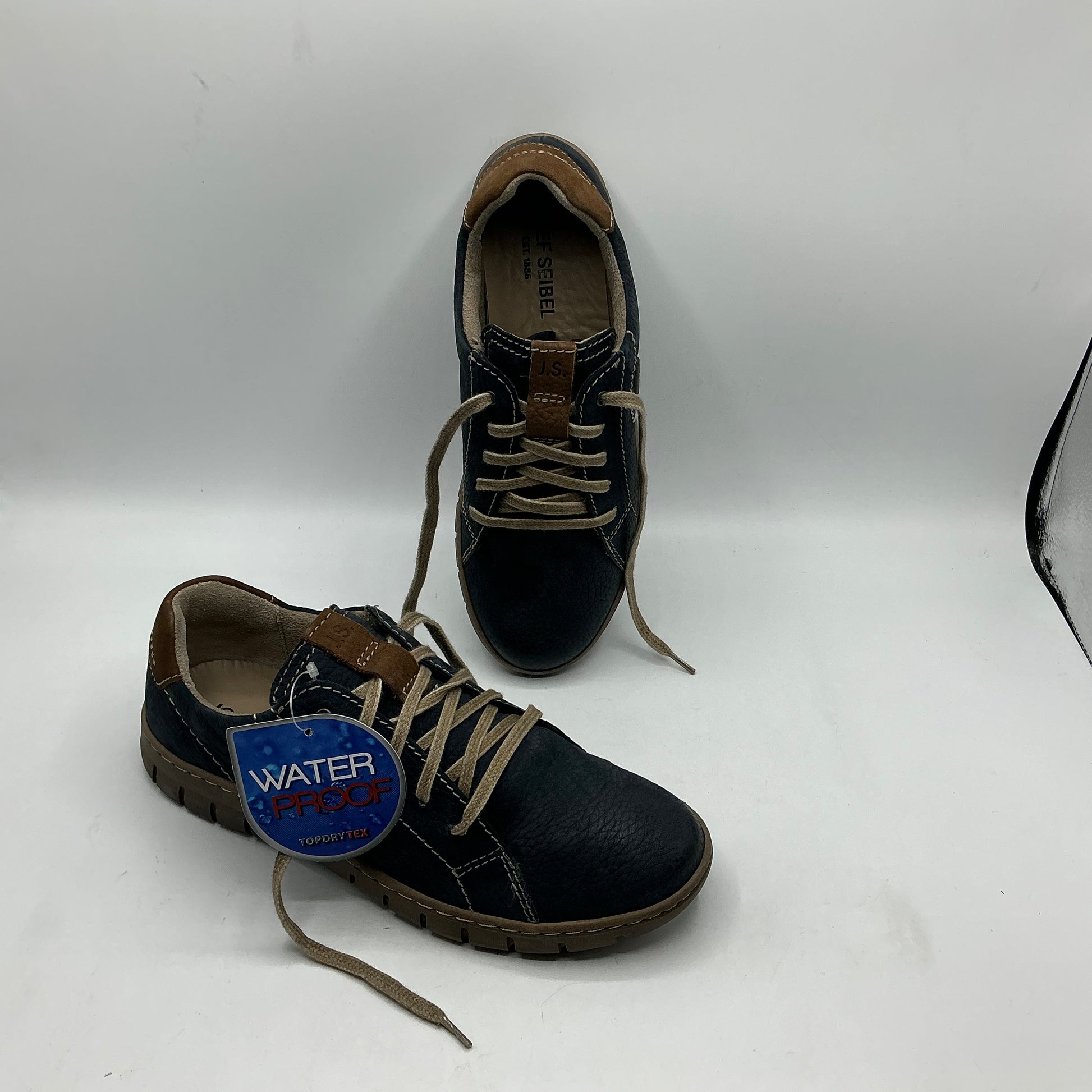 Josef Seibel Steffi 62 shoe size 6