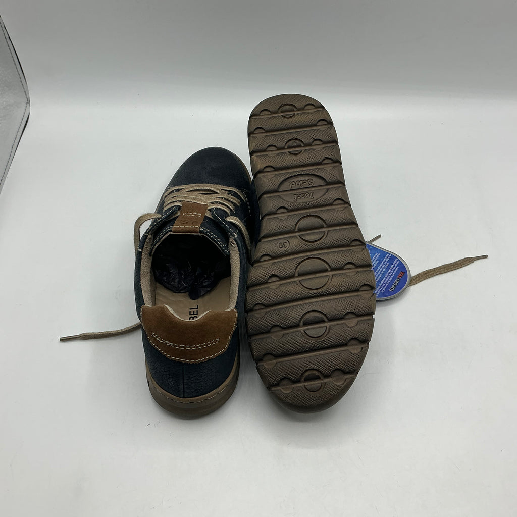 Josef Seibel Steffi 62 shoe size 6