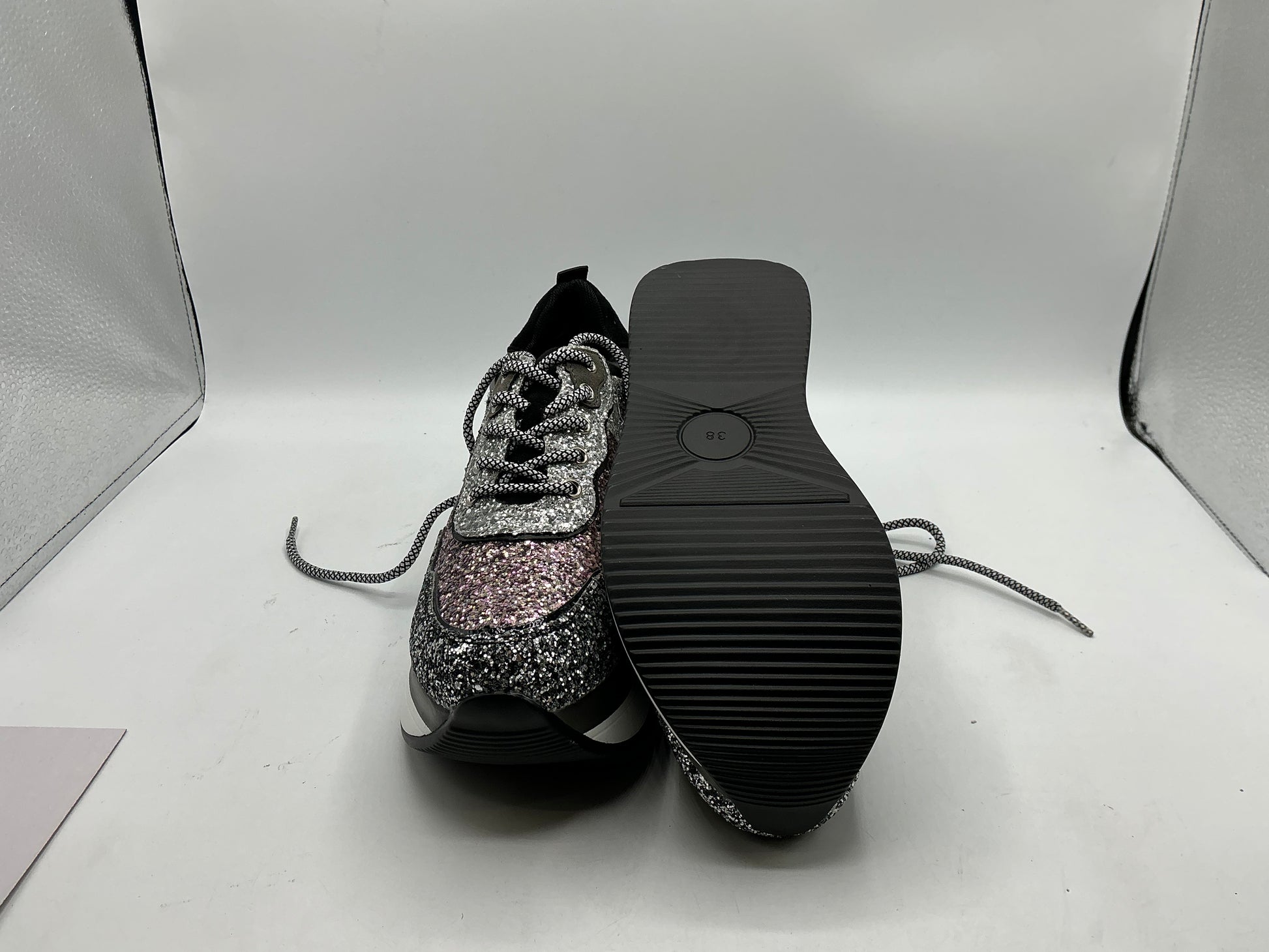 Platform sneakers size 5