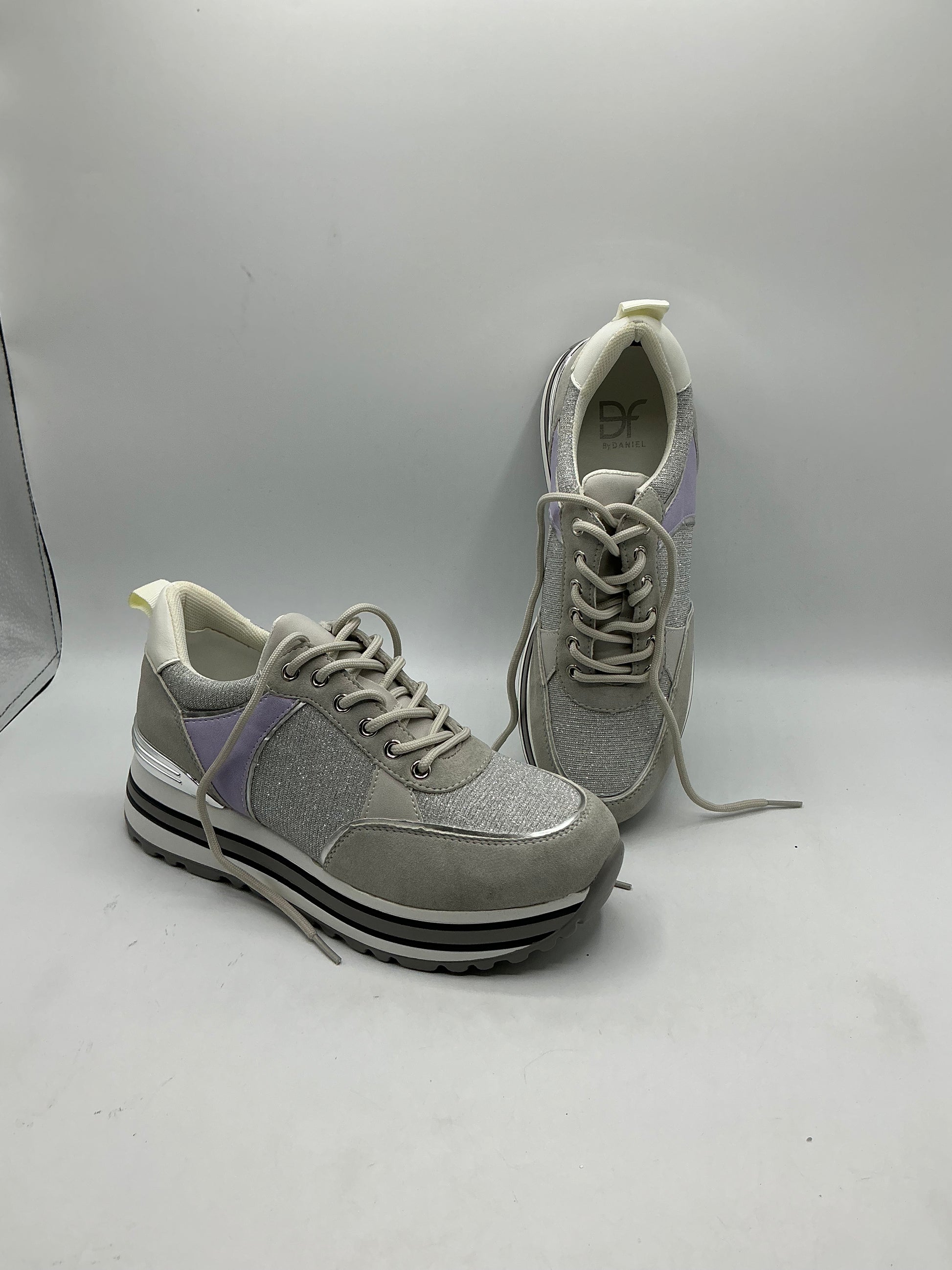 DF by Daniel Chanella grey porviar wedge sneakers size 4/5/7