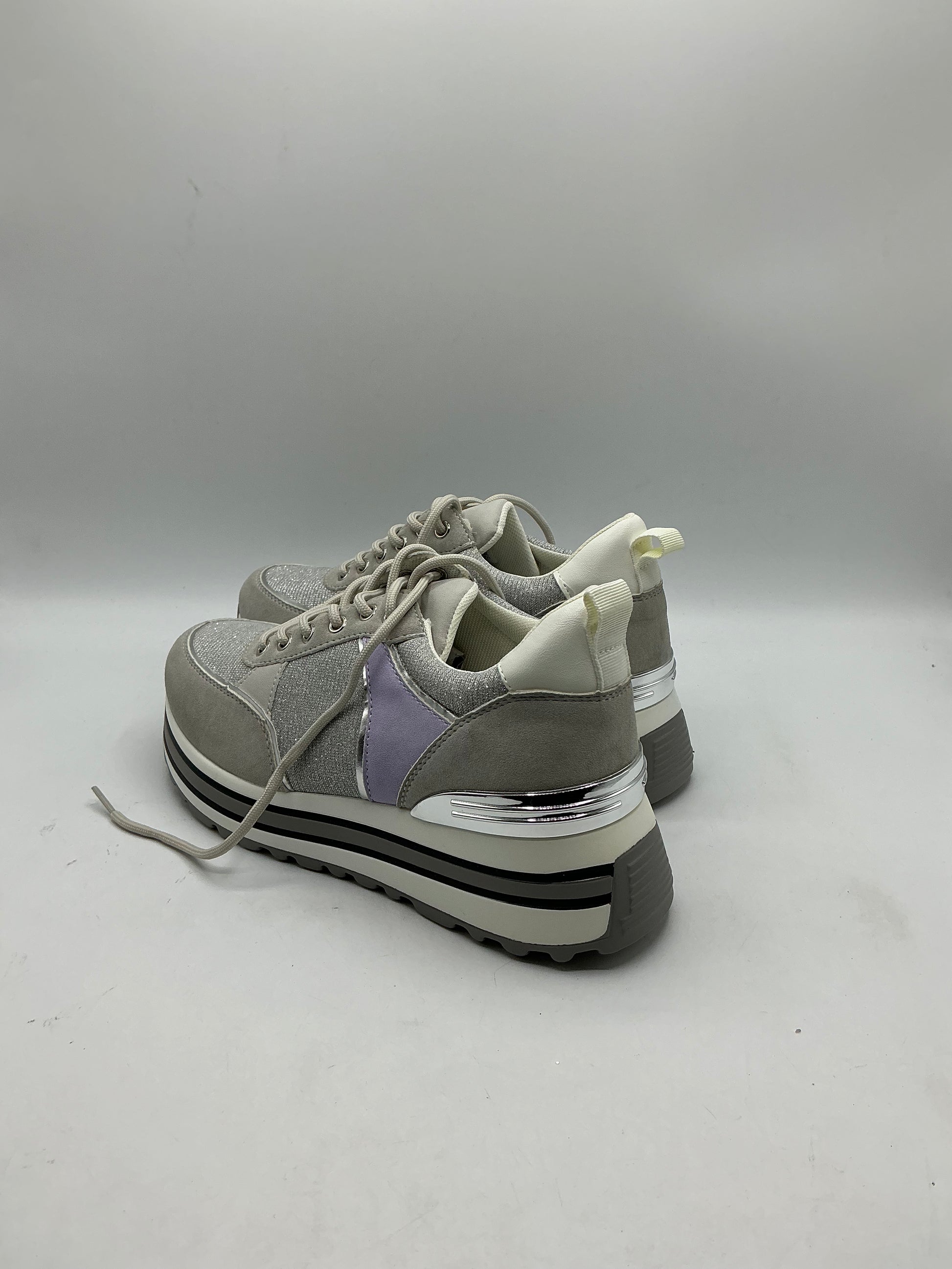 DF by Daniel Chanella grey porviar wedge sneakers size 4/5/7