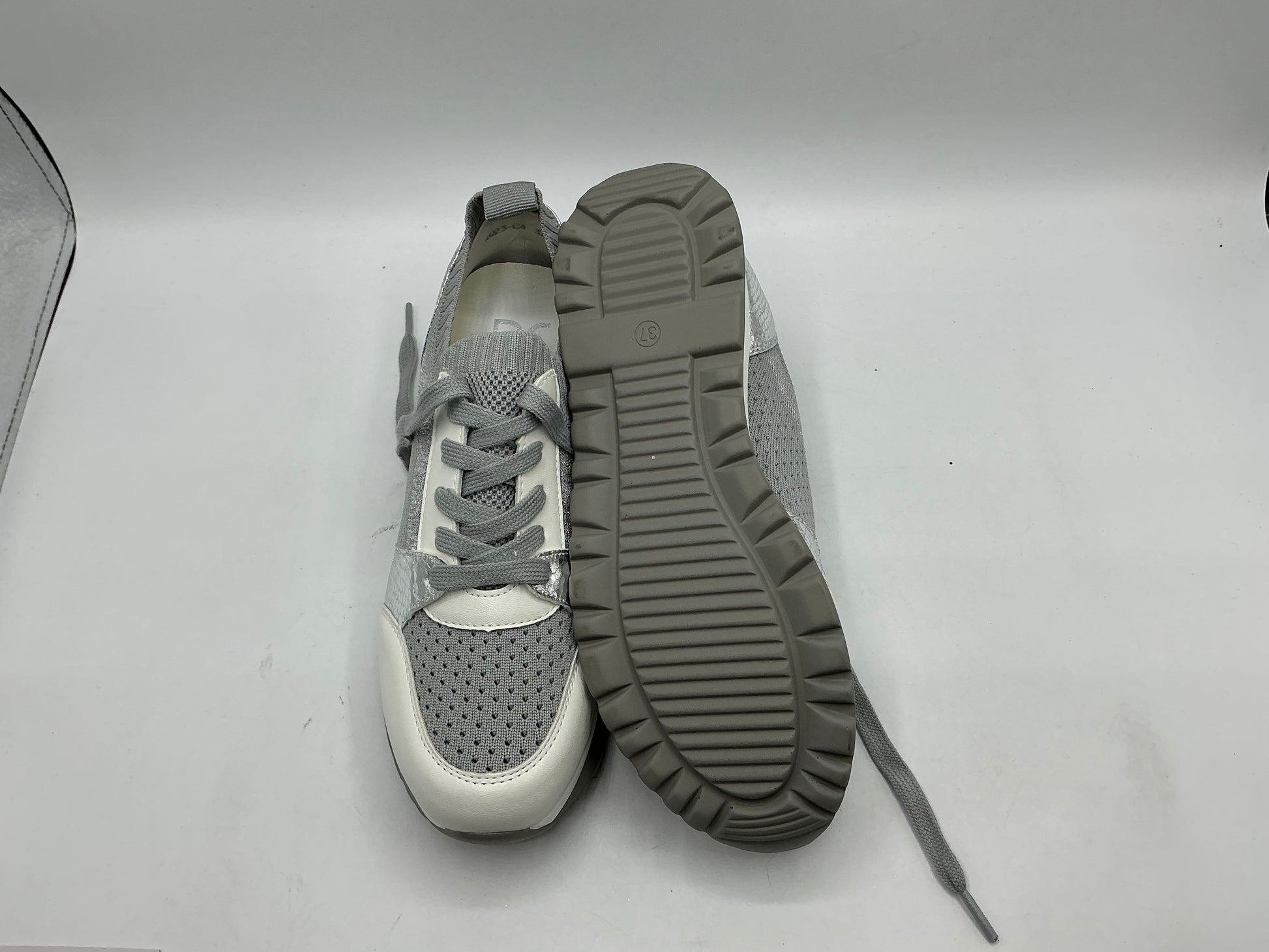 DF by Daniel Dreya grey porvair wedge sneakers size 4/5